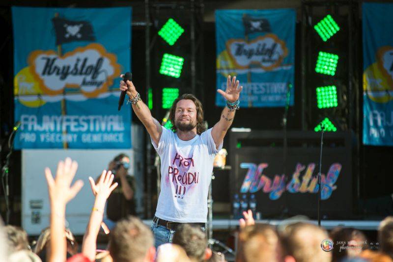 Kryštof Kemp uzavřel svou letošní pouť v Plzni, Richard Krajčo pozval fanoušky na koncert na fotbalovém stadionu