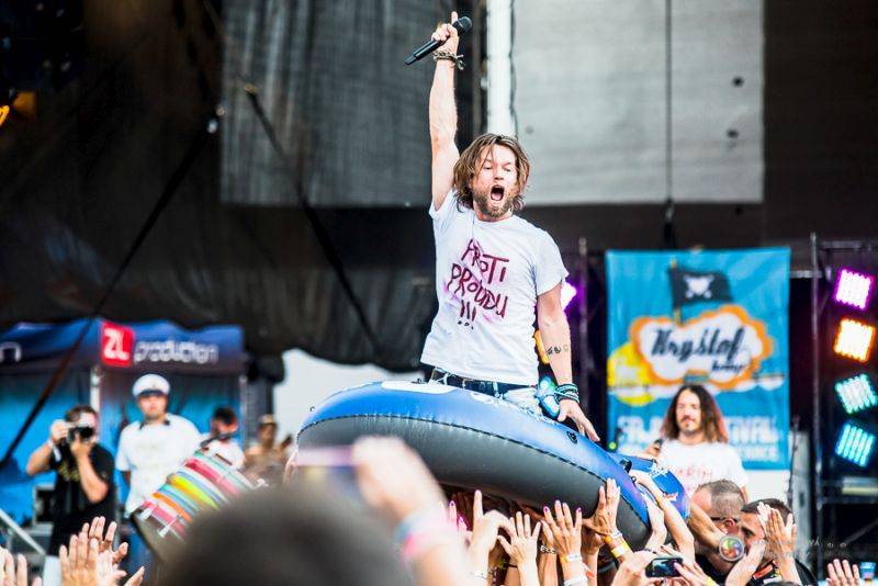 Kryštof Kemp uzavřel svou letošní pouť v Plzni, Richard Krajčo pozval fanoušky na koncert na fotbalovém stadionu