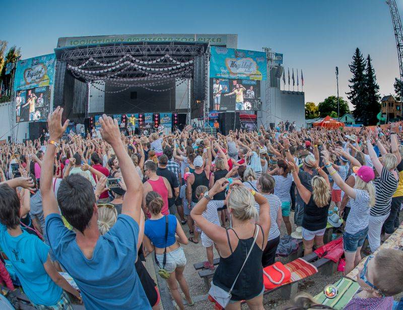 Kryštof Kemp uzavřel svou letošní pouť v Plzni, Richard Krajčo pozval fanoušky na koncert na fotbalovém stadionu