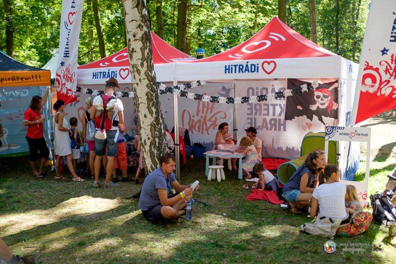 Kryštof Kemp uzavřel svou letošní pouť v Plzni, Richard Krajčo pozval fanoušky na koncert na fotbalovém stadionu