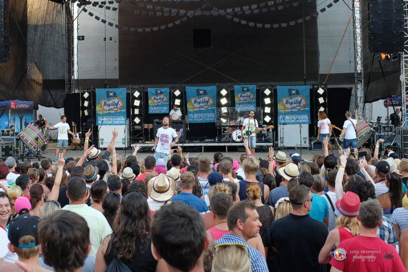 Kryštof Kemp uzavřel svou letošní pouť v Plzni, Richard Krajčo pozval fanoušky na koncert na fotbalovém stadionu