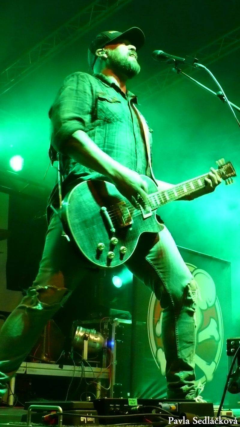 Rockové léto završilo prázdniny na Mži. Fanoušky přilákali Trautenberk i Alkehol