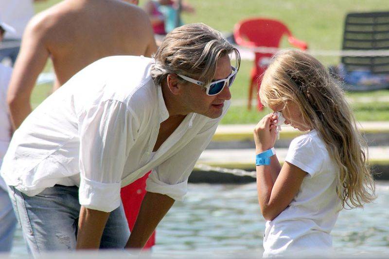 Brněnského trosečníka rozehřáli Čechomor, Slza a No Name