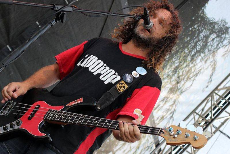 Brněnského trosečníka rozehřáli Čechomor, Slza a No Name