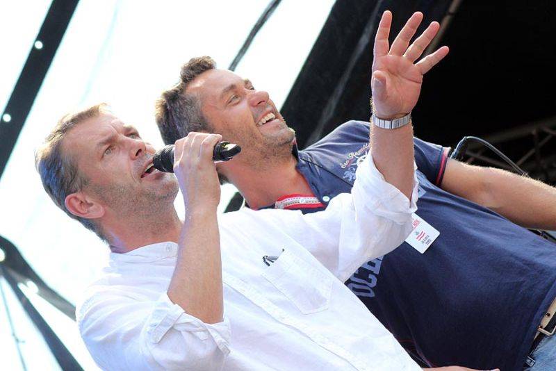 Brněnského trosečníka rozehřáli Čechomor, Slza a No Name