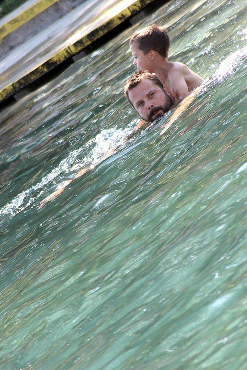 Brněnského trosečníka rozehřáli Čechomor, Slza a No Name