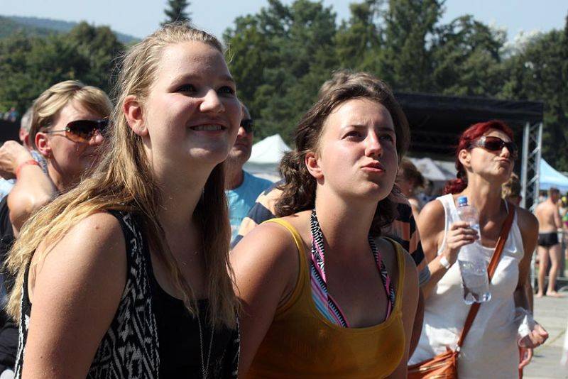 Brněnského trosečníka rozehřáli Čechomor, Slza a No Name