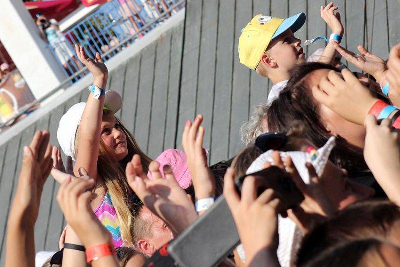 Brněnského trosečníka rozehřáli Čechomor, Slza a No Name