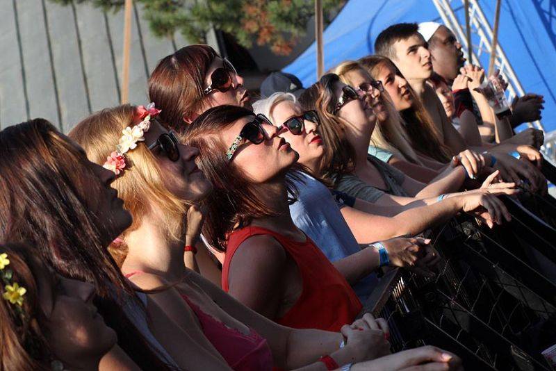 Brněnského trosečníka rozehřáli Čechomor, Slza a No Name