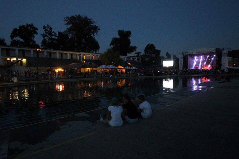 Brněnského trosečníka rozehřáli Čechomor, Slza a No Name