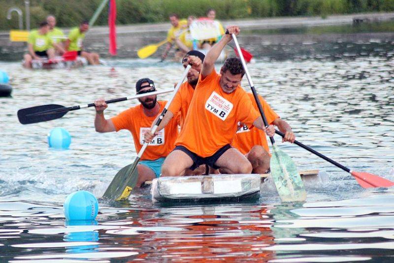 Brněnského trosečníka rozehřáli Čechomor, Slza a No Name