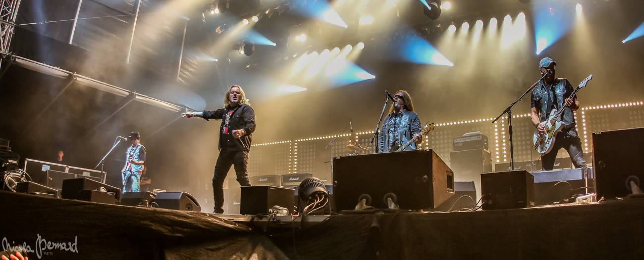 Kabát na Hrad? Proč ne! Letní turné vrcholilo na Bezdězu