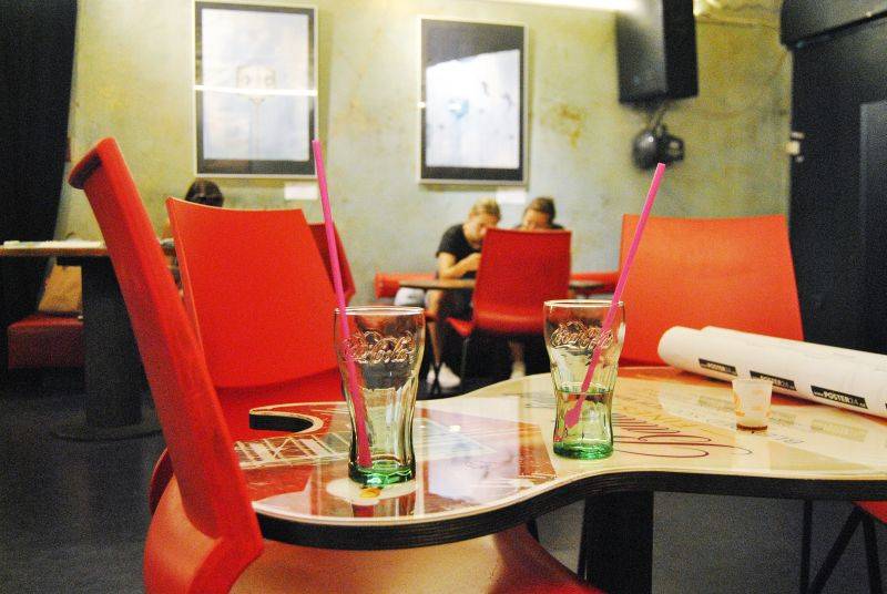 V Rock Café začal Art Block Festival, dorazili i Pipes And Pints