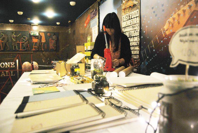 V Rock Café začal Art Block Festival, dorazili i Pipes And Pints