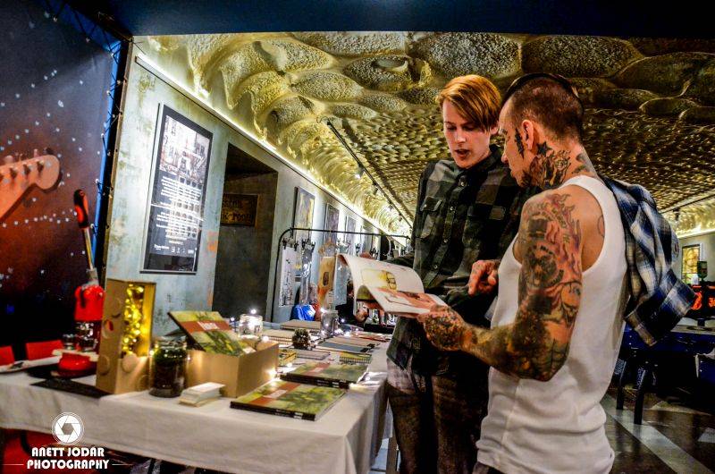 V Rock Café začal Art Block Festival, dorazili i Pipes And Pints