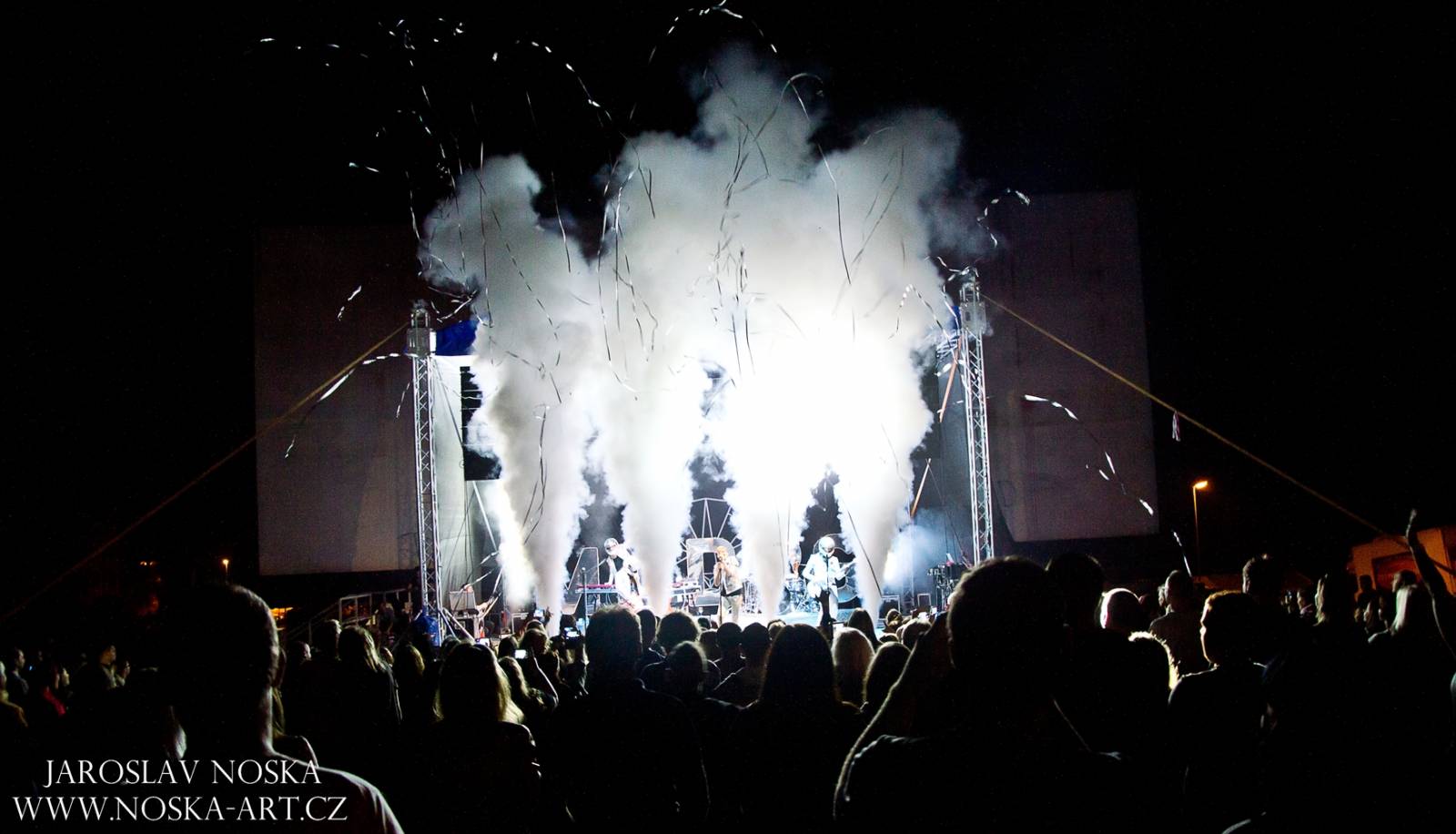 Mandrage v Litvínově: Open air zastávka před podzimní částí turné