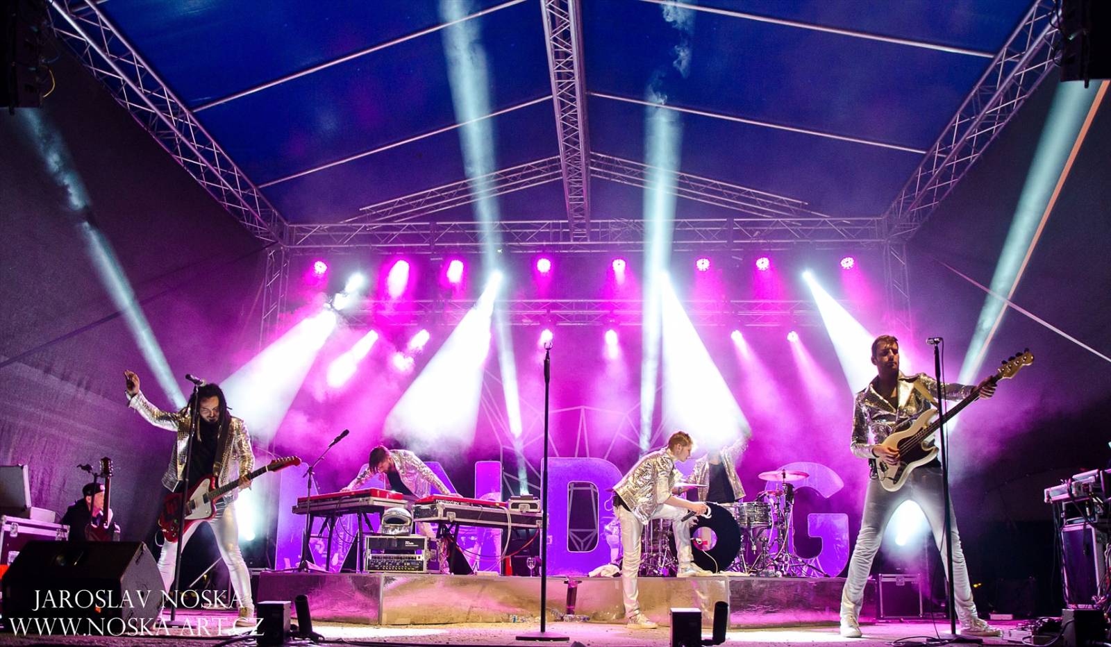 Mandrage v Litvínově: Open air zastávka před podzimní částí turné