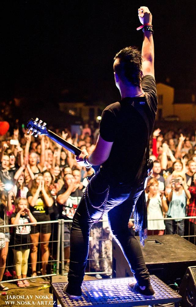 Po Klášterci se promenádovali Wohnout, Rybičky 48 a na závěr Vypsaná Fixa