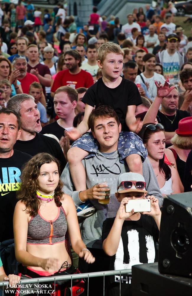 Po Klášterci se promenádovali Wohnout, Rybičky 48 a na závěr Vypsaná Fixa