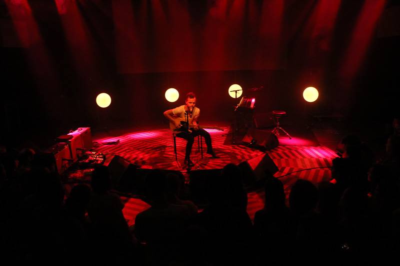 The Tallest Man On Earth přivezl do Prahy své písně o strachu i opouštění