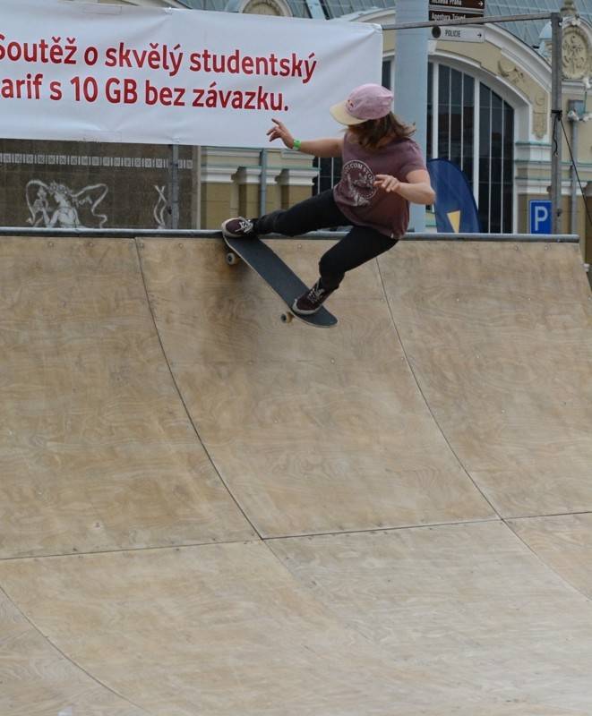 Vodafone You Fest potěšil mladé fanoušky: Vystoupili Ben Cristovao, Slza nebo Majk Spirit