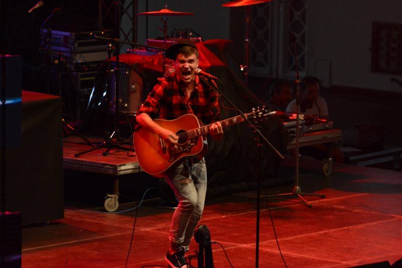 Vodafone You Fest potěšil mladé fanoušky: Vystoupili Ben Cristovao, Slza nebo Majk Spirit