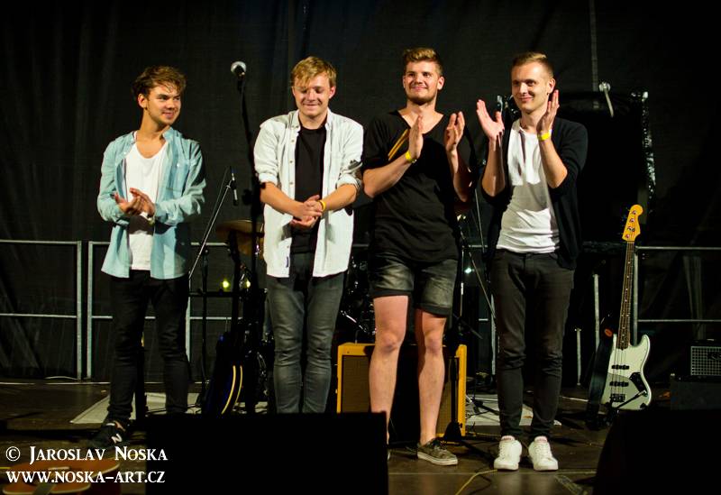 Festival Bezručák: V Hřebíkárně bavili Peter Pan Complex, Thom Artway, IAN a jako zlatý hřeb UDG