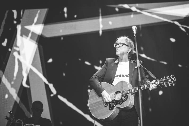 Miro Žbirka měl i v Ostravě po boku Mariku Gombitovou, nechyběl ani odkaz Beatles