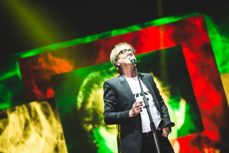 Miro Žbirka měl i v Ostravě po boku Mariku Gombitovou, nechyběl ani odkaz Beatles