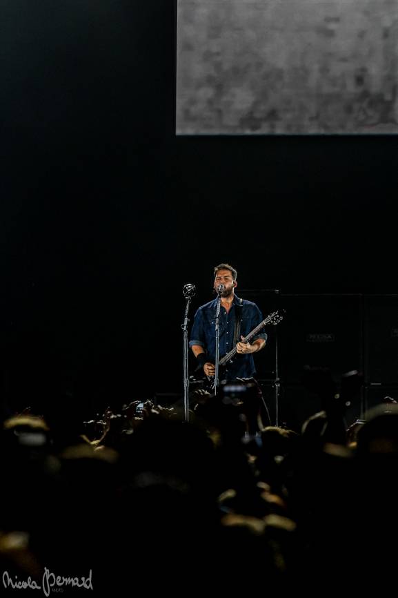 Nickelback po třech letech v Praze: Rocková smršť a nestárnoucí hity