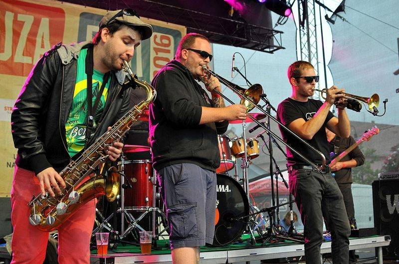 Dobřanský Radbuza fest: Fanoušky zahřáli Vypsaná Fixa, Sabina Křováková nebo ISUA