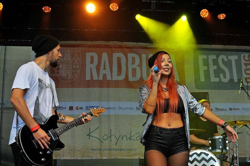 Dobřanský Radbuza fest: Fanoušky zahřáli Vypsaná Fixa, Sabina Křováková nebo ISUA