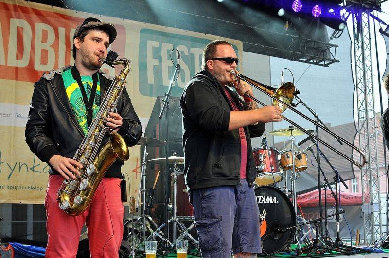 Dobřanský Radbuza fest: Fanoušky zahřáli Vypsaná Fixa, Sabina Křováková nebo ISUA