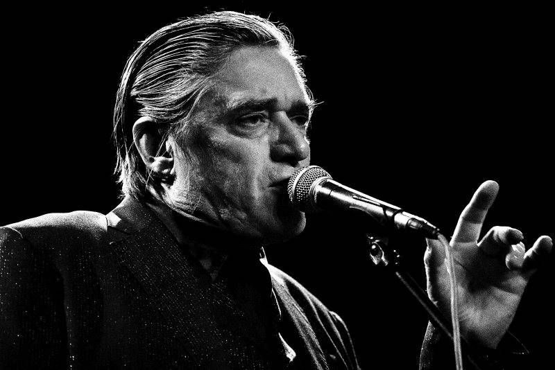 Teho Teardo a Blixa Bargeld zaplnili Palác Akropolis, jejich skladby inspiroval obraz