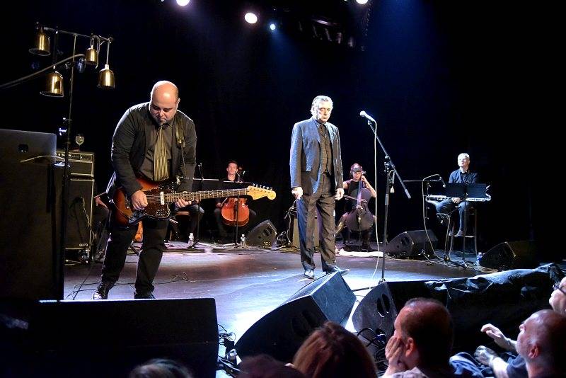 Teho Teardo a Blixa Bargeld zaplnili Palác Akropolis, jejich skladby inspiroval obraz