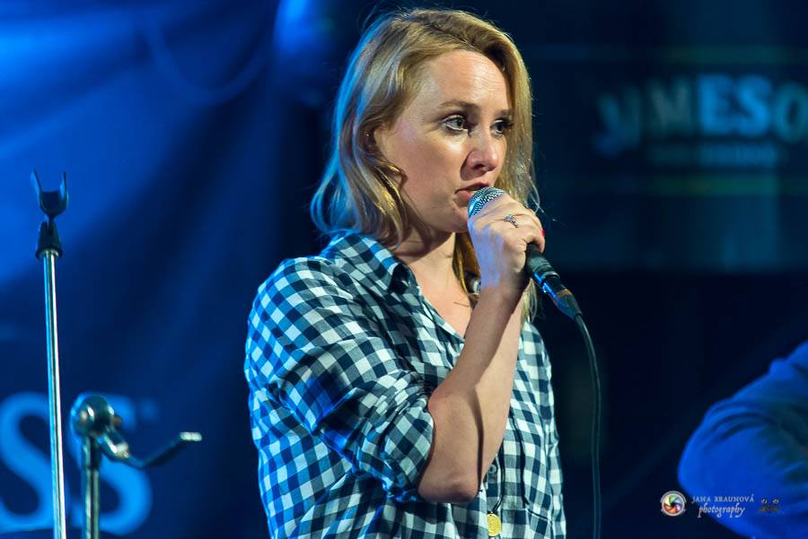 Jananas představili album To samo u Zacha v Plzni. Přítomné diváky pobavili