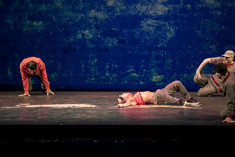 Red Bull Flying Bach - show dotažená na maximum