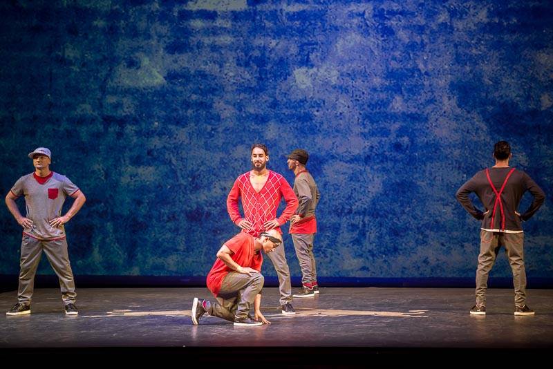 Red Bull Flying Bach - show dotažená na maximum