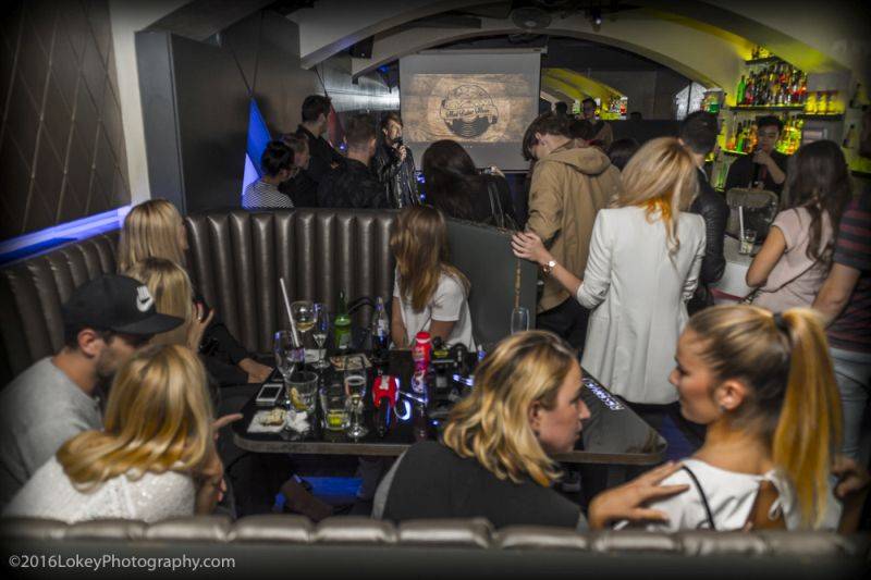 Jan Nedvěd vypustil Two Birds, dorazila i Miss Andrea Bezděková