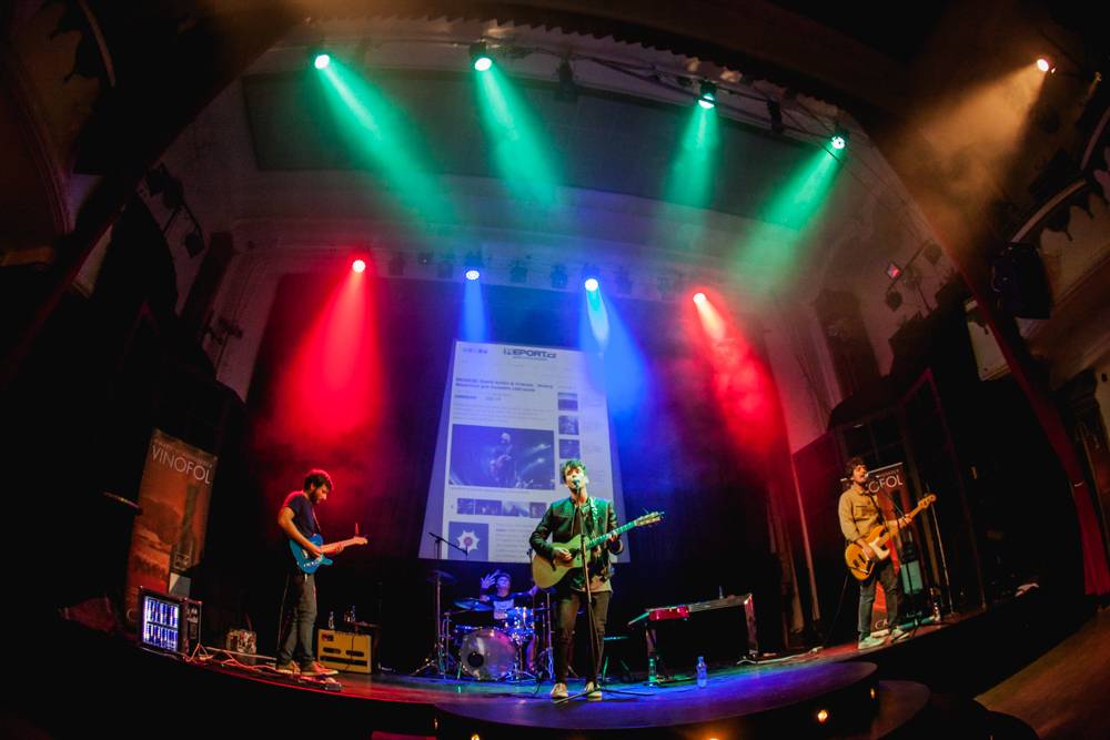 Pětadvacetiny iREPORTu v Royalu: Narozeninový dort rozkrojili Petr Janda, Matěj Ruppert, Jakub Kohák a další hosté