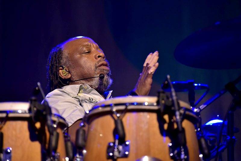 Ben Harper poprvé v Praze: osobitá žánrová směs rezonovala Forem Karlín