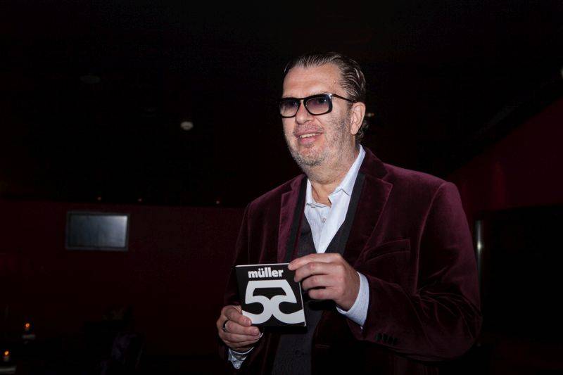 Richard Müller pokřtil album 55, podpořili ho Michal Horáček, Klára Vytisková i Dan Bárta
