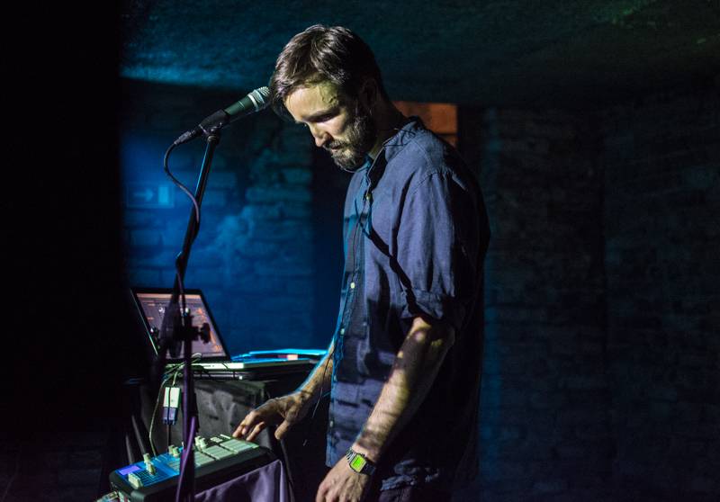 Lukas Landa pokřtil v pražském Café V lese svou druhou desku Islands