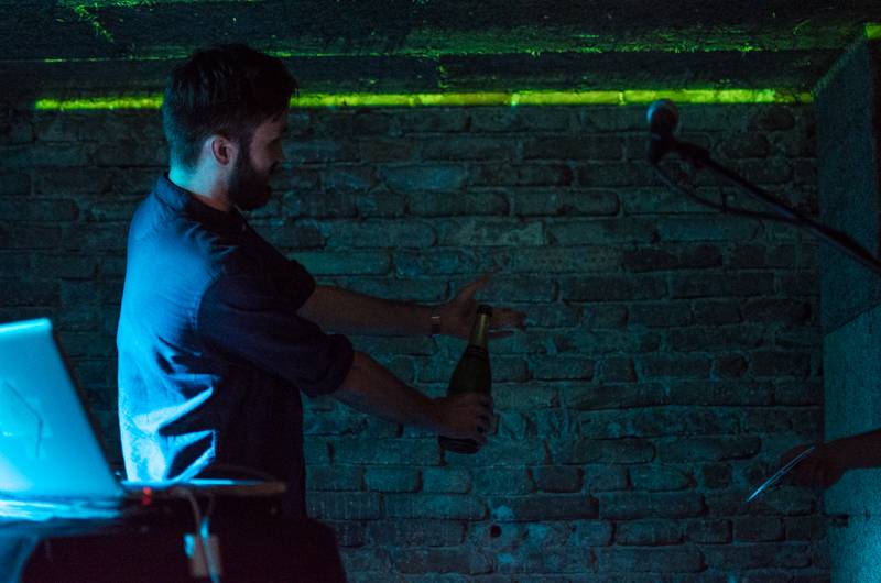 Lukas Landa pokřtil v pražském Café V lese svou druhou desku Islands