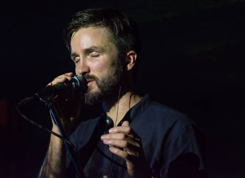 Lukas Landa pokřtil v pražském Café V lese svou druhou desku Islands