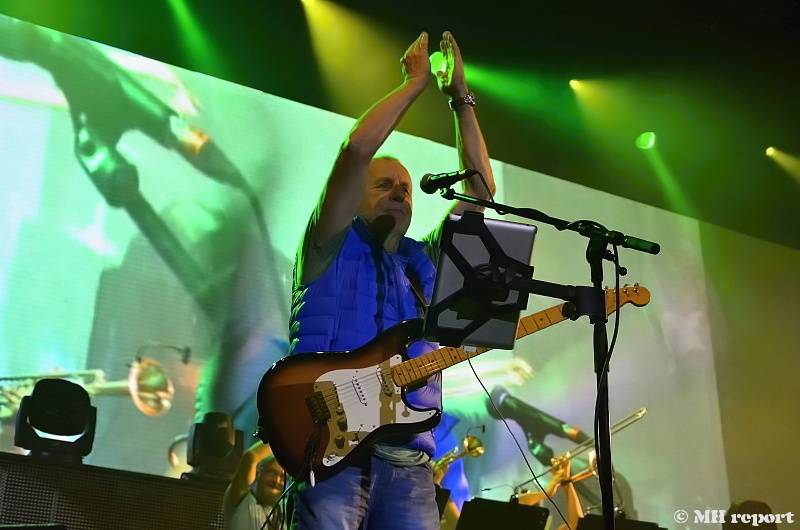 Elán v Plzni: Živé je nedostanou! 