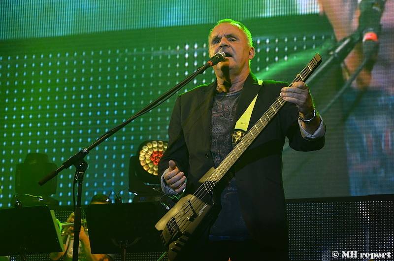 Elán v Plzni: Živé je nedostanou! 