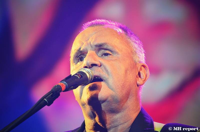 Elán v Plzni: Živé je nedostanou! 