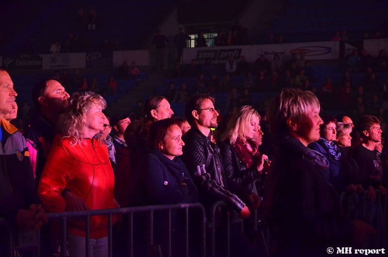 Elán v Plzni: Živé je nedostanou! 