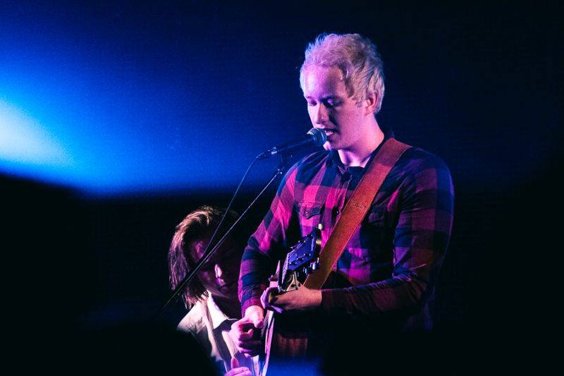 Energická Lenny umí dostat velkou show i do malých klubů. Potvrdila to v Olomouci